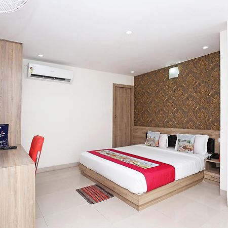 Oyo 8226 Rd Inn Патна Екстериор снимка