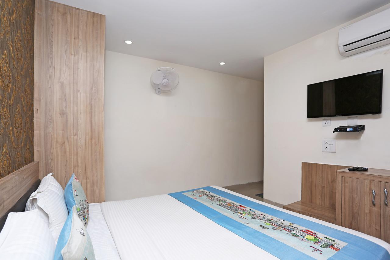 Oyo 8226 Rd Inn Патна Екстериор снимка